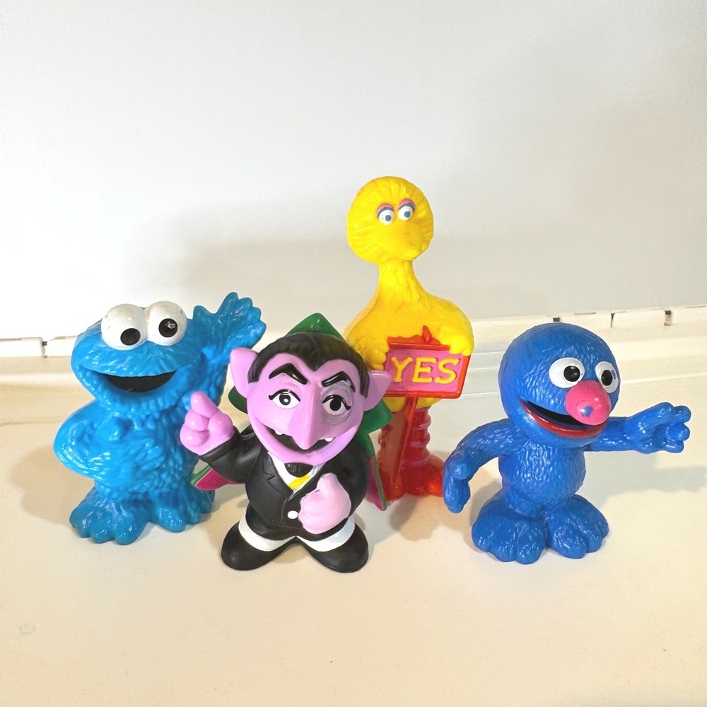 Sesame Street PVC Figure Lot Big Bird Cookie Monster Grover Count von Count Toy